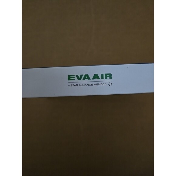 Single Airline Playing Card "Eva Air Standard 54 Playing Cards 4 Star Alliance - Picture 2 of 3